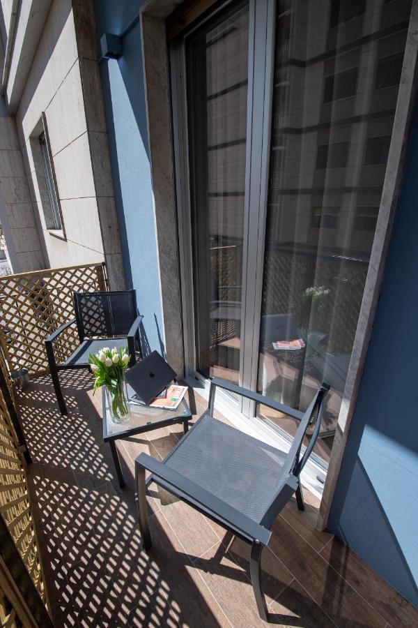 Contemporaneamente 147 - Modern & Comfort Rooms Bari Exteriör bild