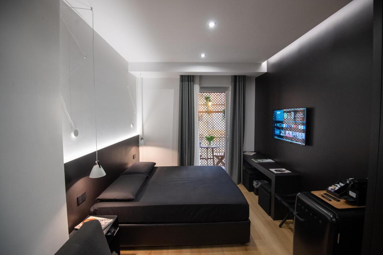 Contemporaneamente 147 - Modern & Comfort Rooms Bari Exteriör bild