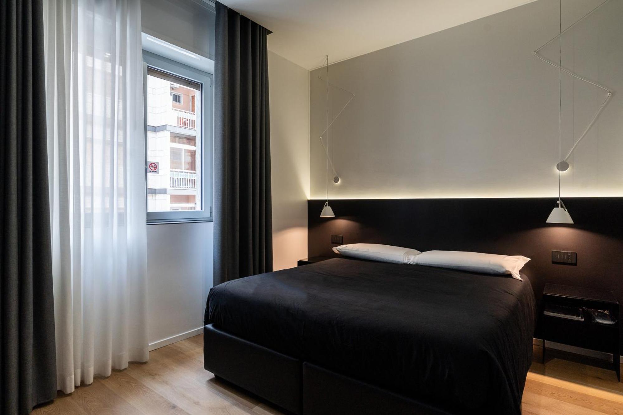 Contemporaneamente 147 - Modern & Comfort Rooms Bari Exteriör bild